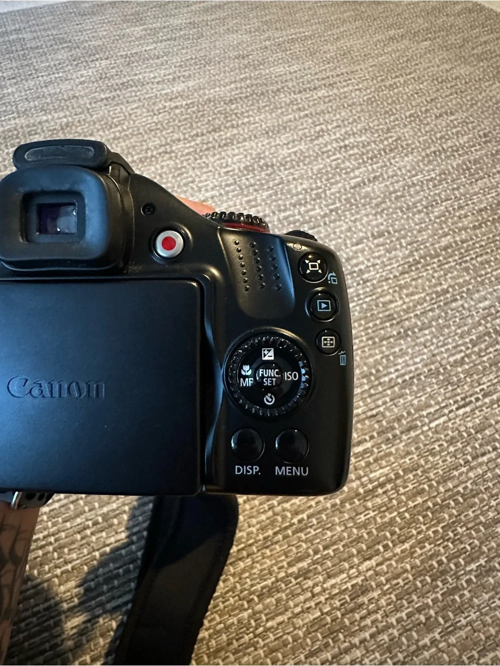 Canon PowerShot SX30 IS Camera Bundle | Lowepro Bag |  Excellent Condition